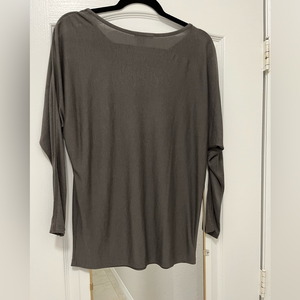 Vince Slate Mesh Inserts Long sleeve Boatneck Dolmain Sleeve Top Size XS - Picture 3 of 4
